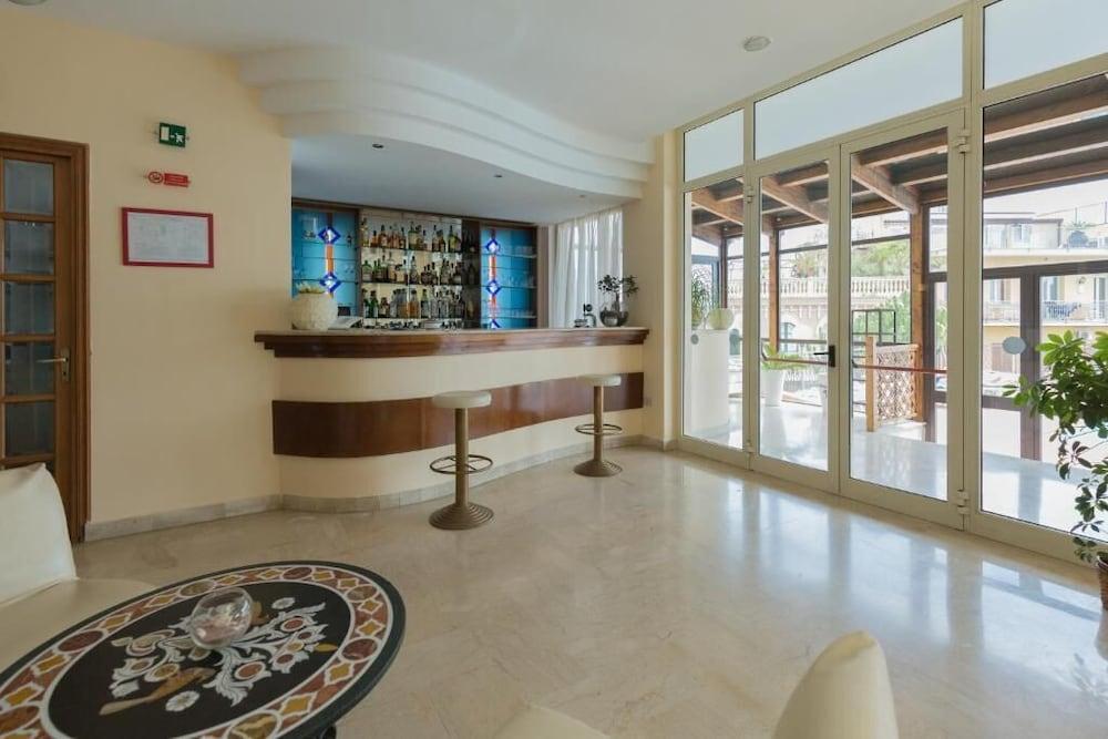 Hotel Villa Esperia Палермо Екстериор снимка