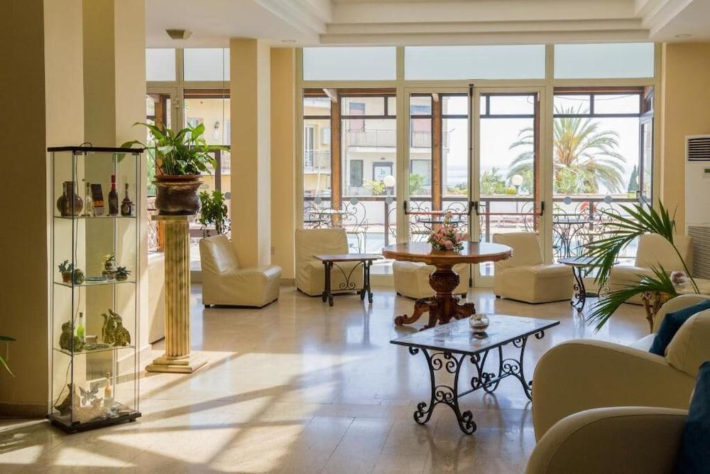 Hotel Villa Esperia Палермо Екстериор снимка
