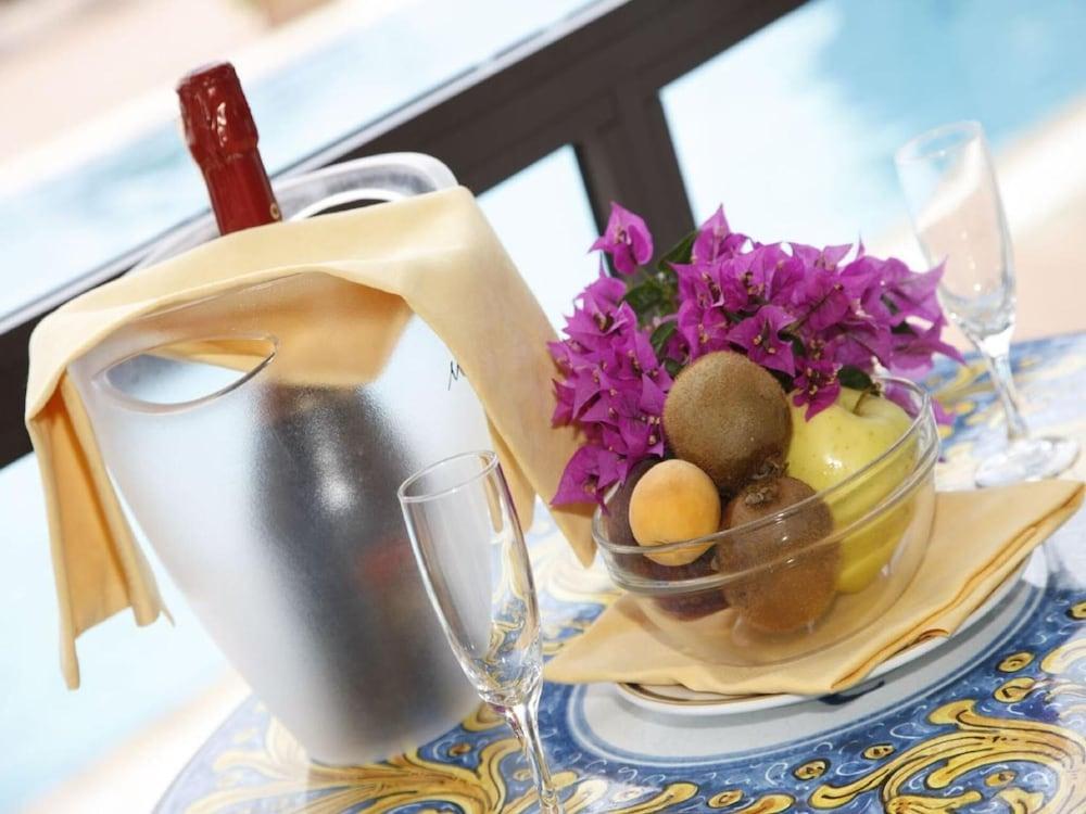 Hotel Villa Esperia Палермо Екстериор снимка