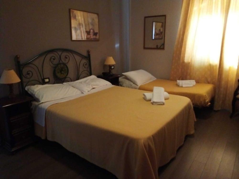 Hotel Villa Esperia Палермо Екстериор снимка