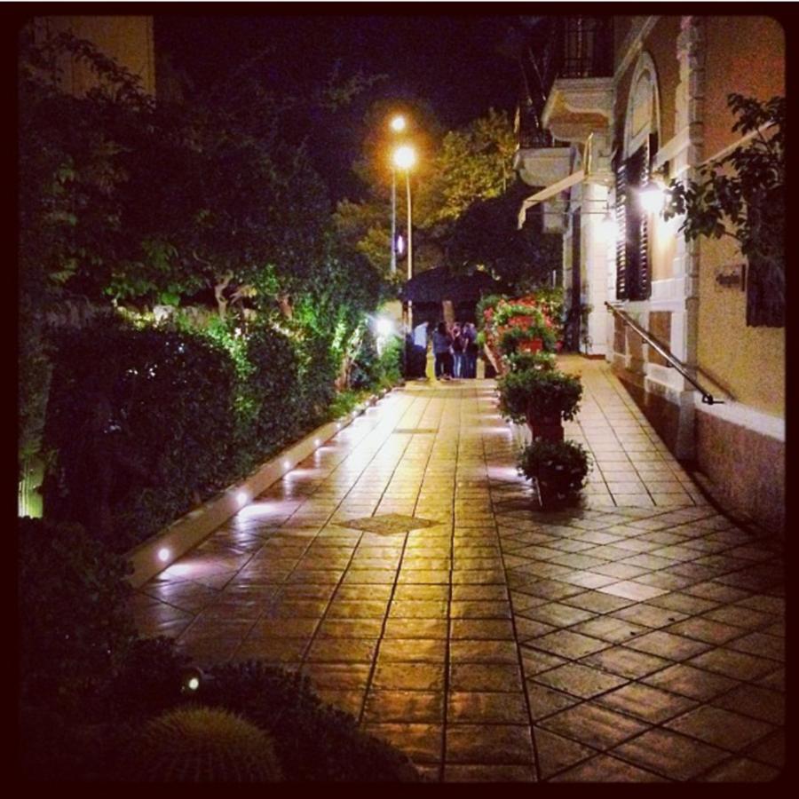 Hotel Villa Esperia Палермо Екстериор снимка
