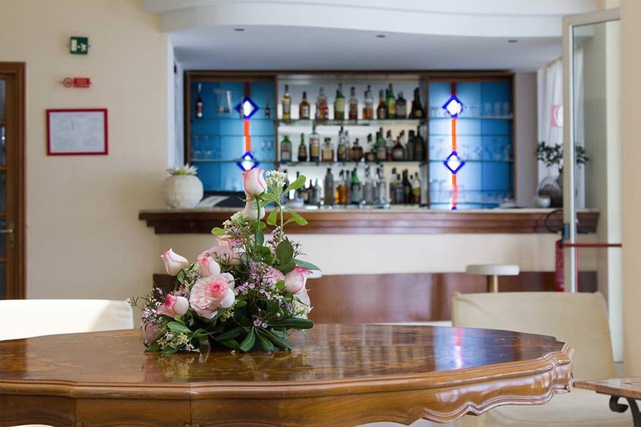 Hotel Villa Esperia Палермо Екстериор снимка